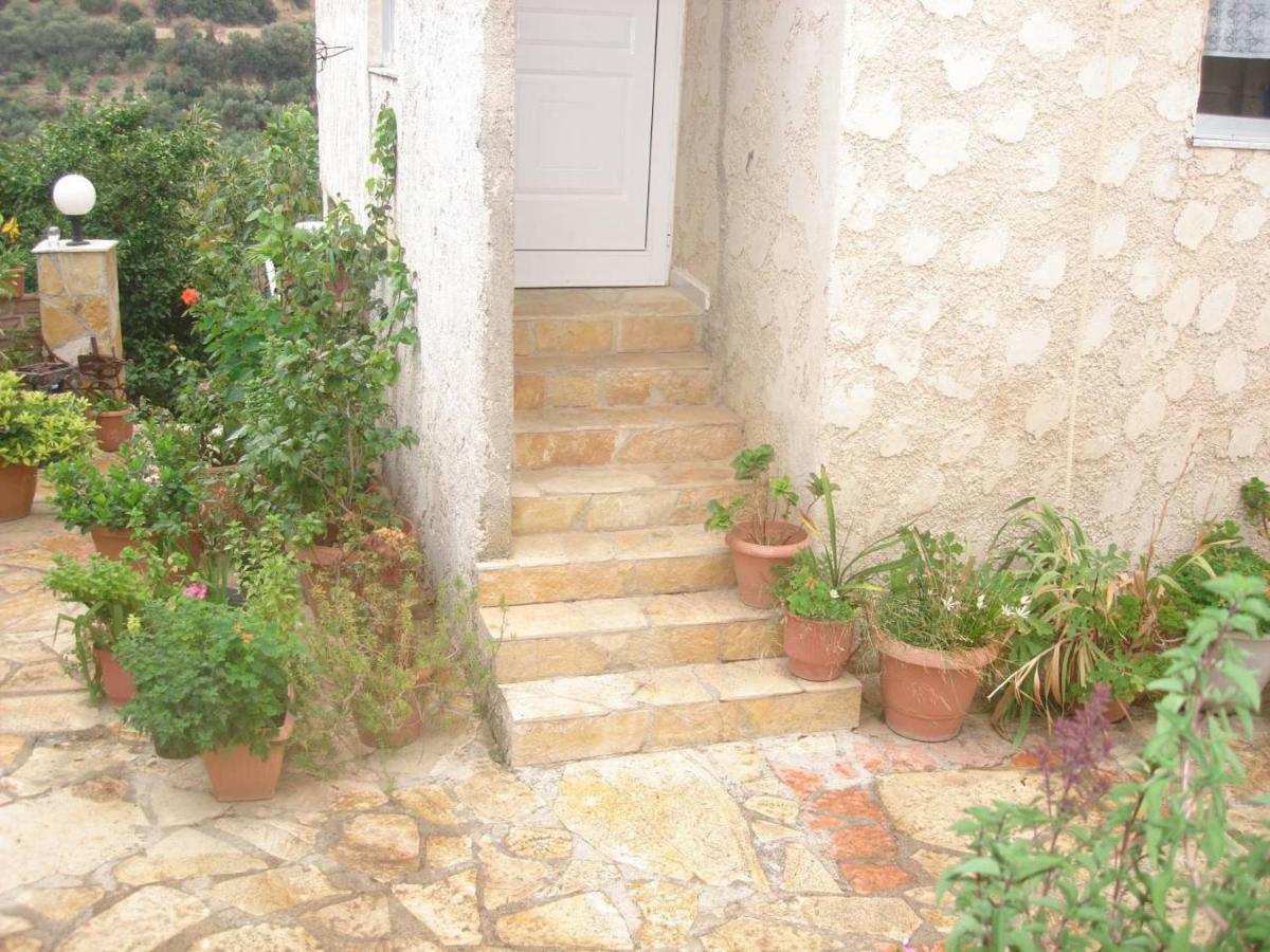House With Sea View Close To Platanias Vrísai Exteriör bild